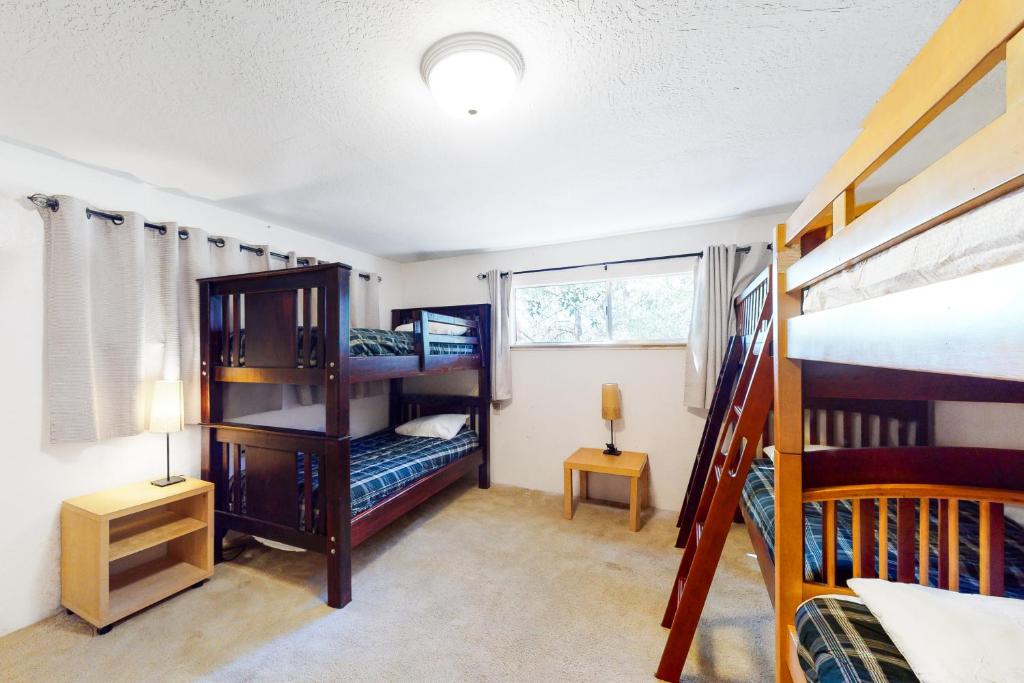 Carnegie Mellon housing